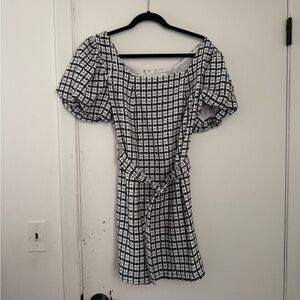 TCEC Black and White Mini Dress W/ Belt Tweed Like material